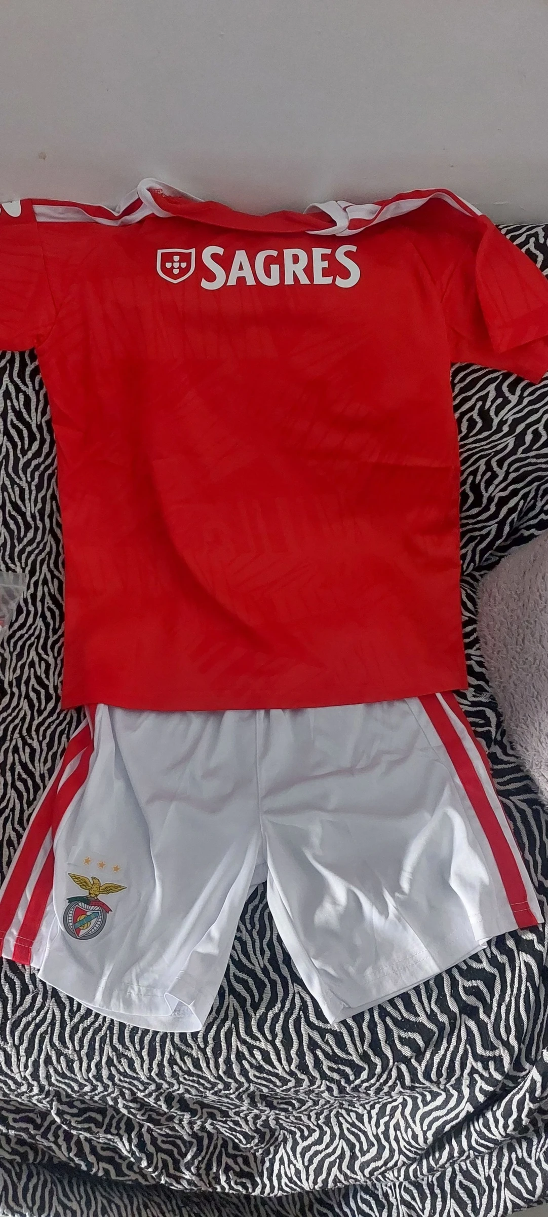 Camisola benfica crianca tamanho 2 aos 14 anos – photo 2